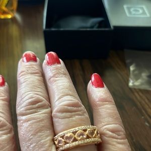 Judith Ripka simulated morganite clad over sterling ring it’s a pretty pink